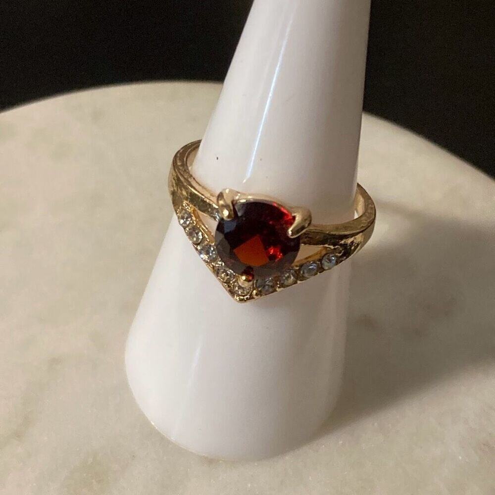 New fashion ring gold tone cz ruby -8.5